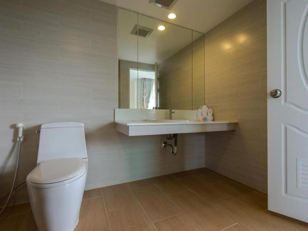 Prachuap Grand Hotel Prachuap Khiri Khan Ngoại thất bức ảnh