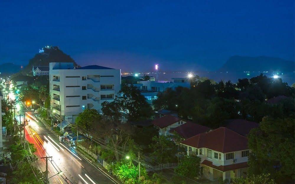 Prachuap Grand Hotel Prachuap Khiri Khan Ngoại thất bức ảnh